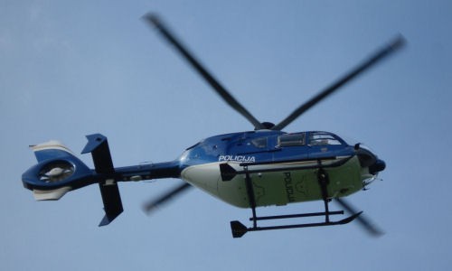 EC-135_04-m