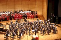 slika z gala koncerta z zbori v Cankarjevem domu - 2005