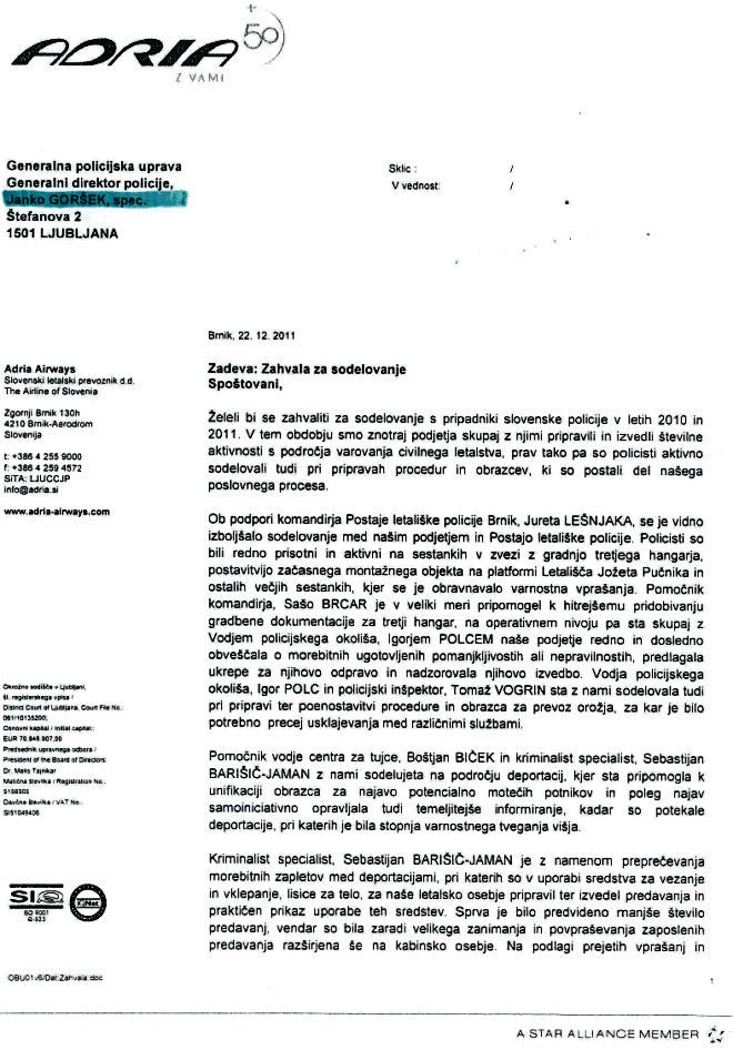 111222-AdriaAirwaysZaPolicisteVecEnot01