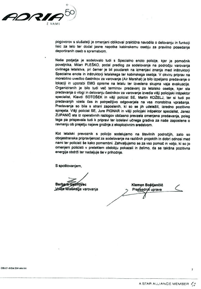 111222-AdriaAirwaysZaPolicisteVecEnot02