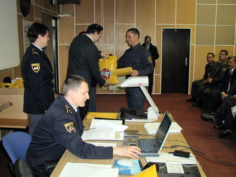 20020411 psi podelitev