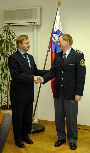 20020326-P3260002