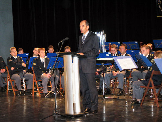 slika nagovora predsednika vlade na slovesnosti, Lendava, 2005