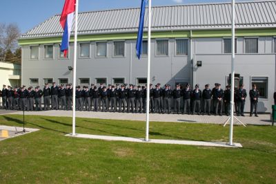 slika s slovesnosti ob odprtju nove policijske postaje, Brežice 2007