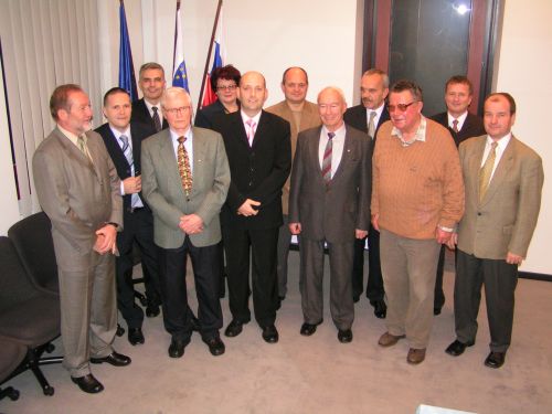 071206 PrednovoletniSprejem