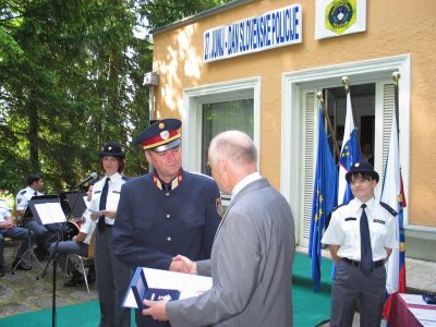 slika s podelitve priznanj ob dnevu slovenske policije, Tacen, 2007