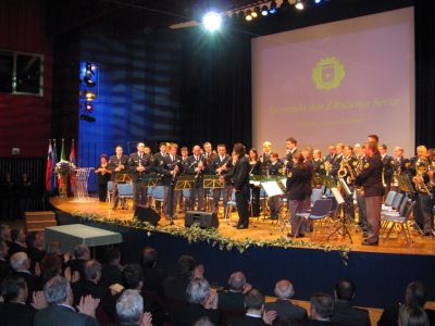 slika s slovesnosti ob spominskem dnevu Združenja Sever v Porotorožu, 2008, Policijski orkester