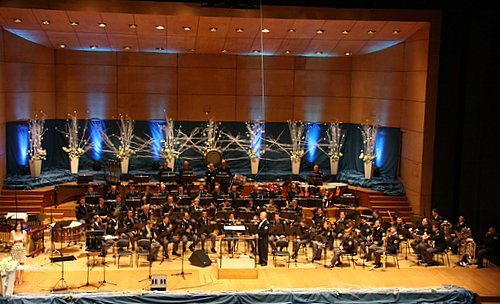 slika z božično-novoletnega koncerta Policijskega orkestra, Cankarjev dom, 2009