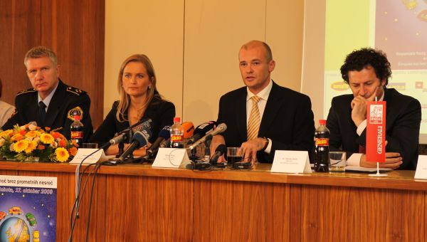 nk varna pot 151009