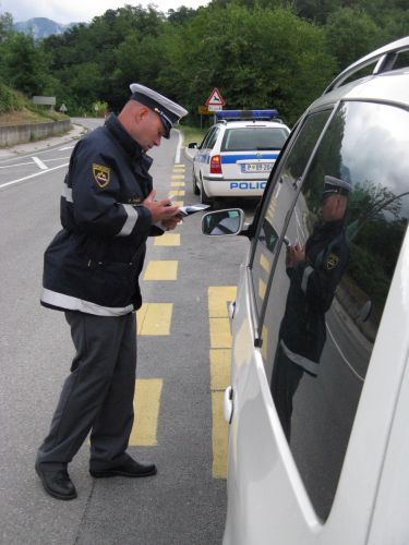 policist prometnik