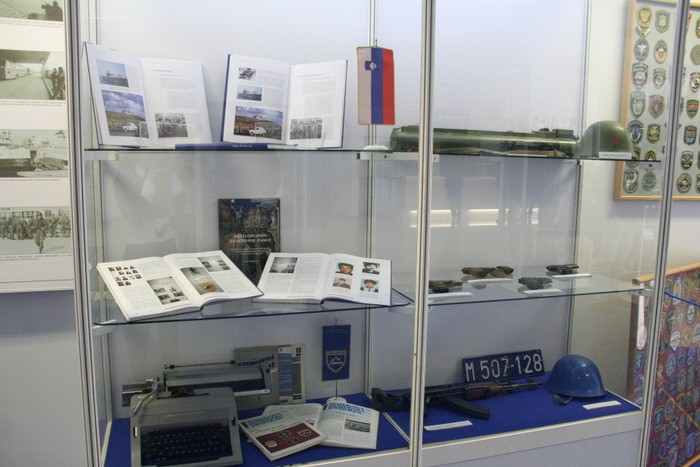  MG 6303