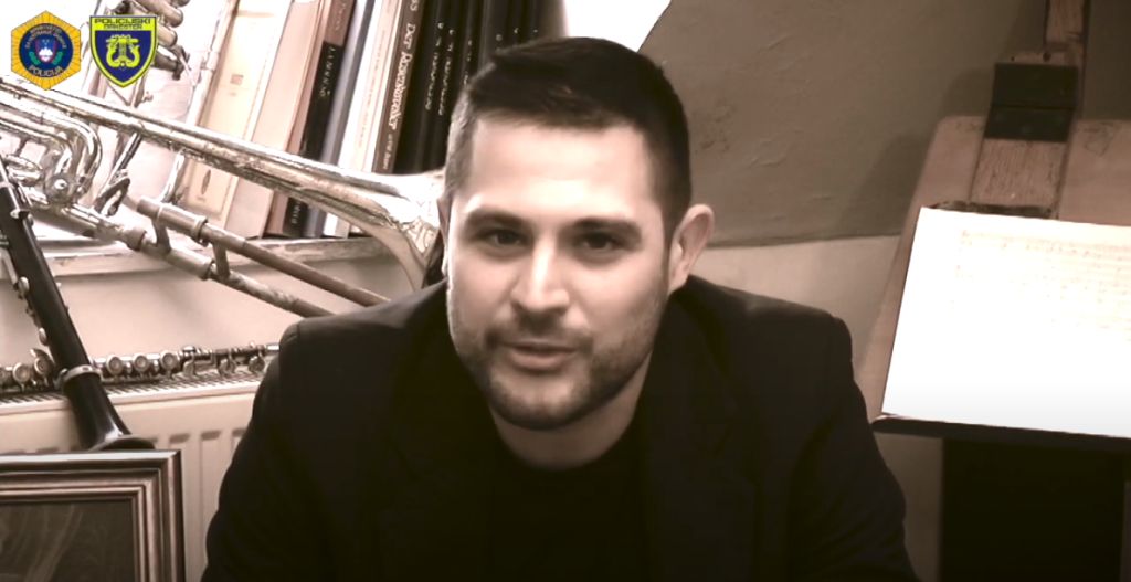 Pripovedni del glasbene predstave Ples tisocerih mravljic