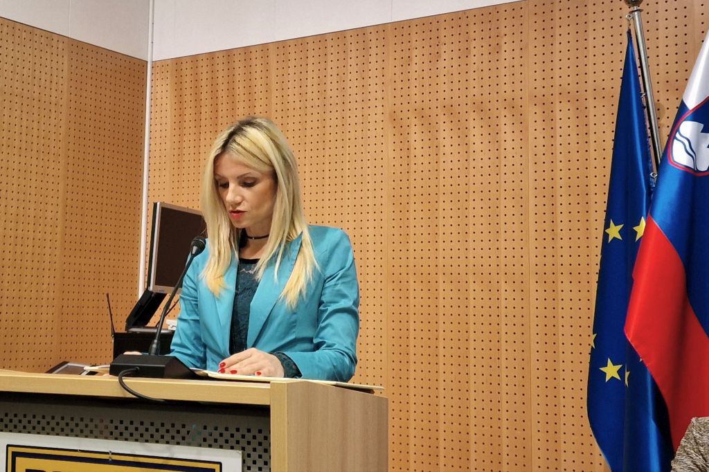 Drzavna sekretarka Tina Heferle je nagovorila udelezence