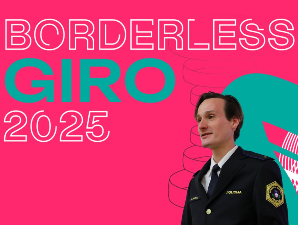 Oglasna pasica rožnate barve z napisom Borderless Giro 2025, zavoji stilizirane reke zelene barve in sliko Domna Prevca v policijski uniformi.