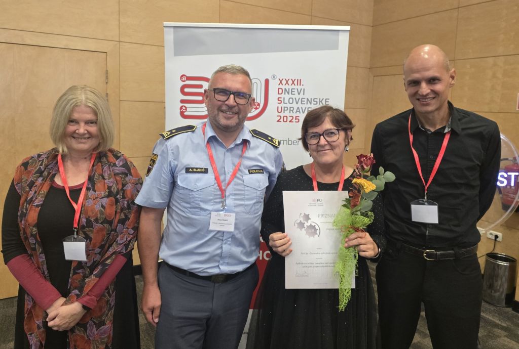 ustvarjalci aplikativne rešitve iz policije (skupinska slika)