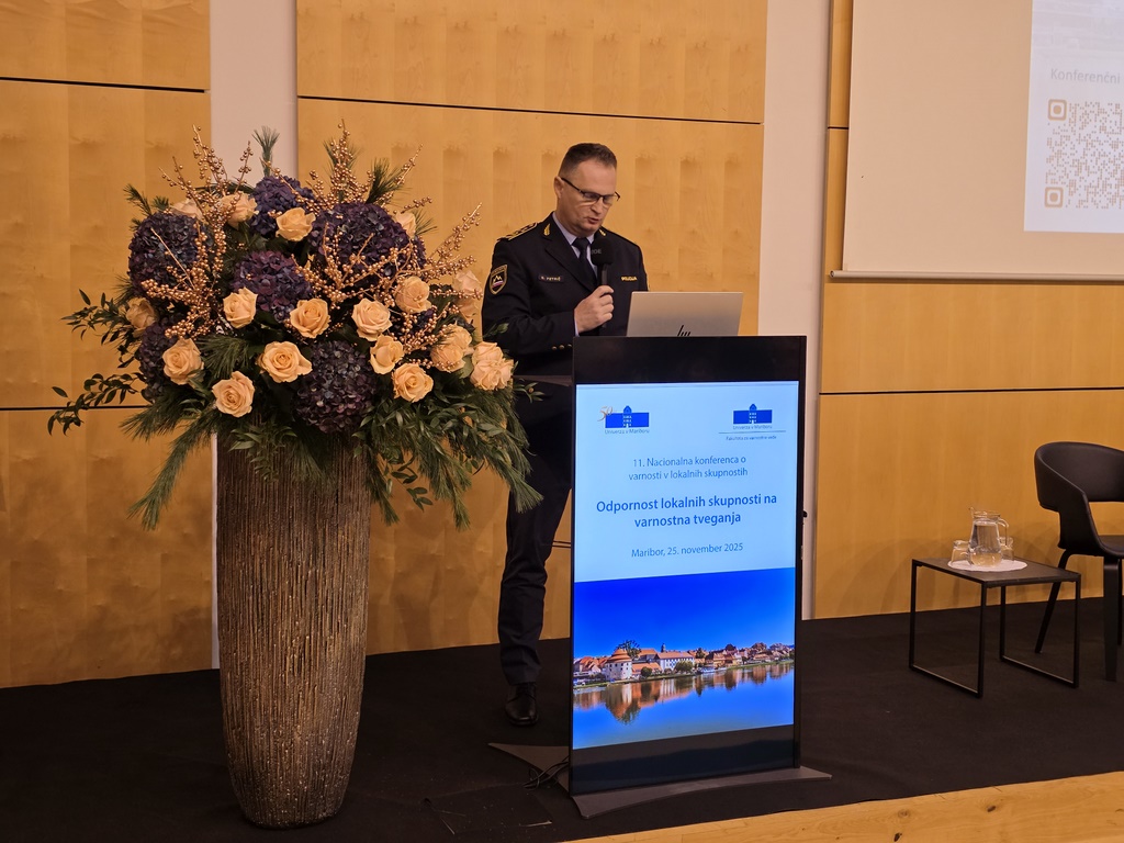 Damjan Petrič med nagovorom