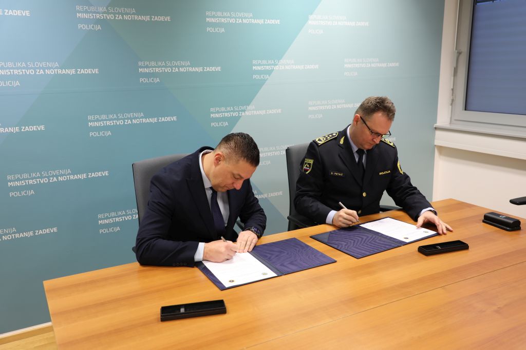 Apolonio in Petrič podpisujeta letni načrt