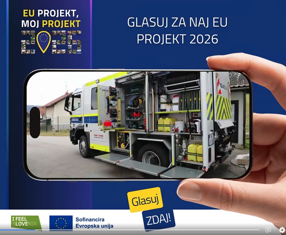 Zajem zaslona - povabilo h glasovanju, na sliki je policijsko specialno vozilo CBRN