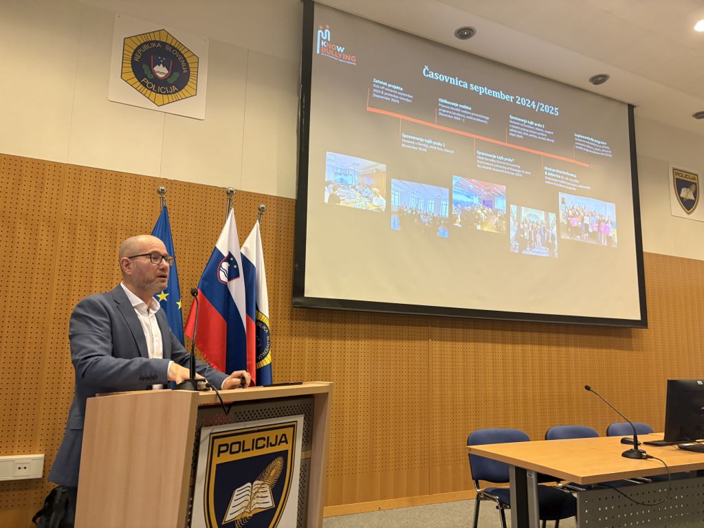 prof. dr. Aleš Bučar Ručman med predstavitvijo projekta