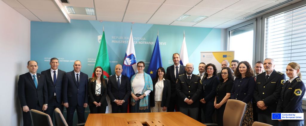 The Algerian delegation and representatives of the Slovenian police