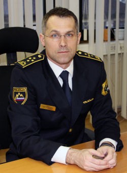 slika direktorja PU Murska Sobota Damirja Ivančiča