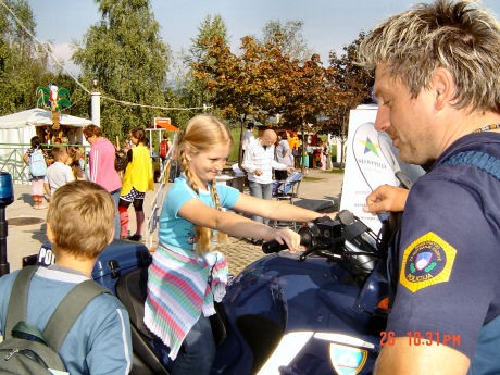 060929-PikinFestival05-m