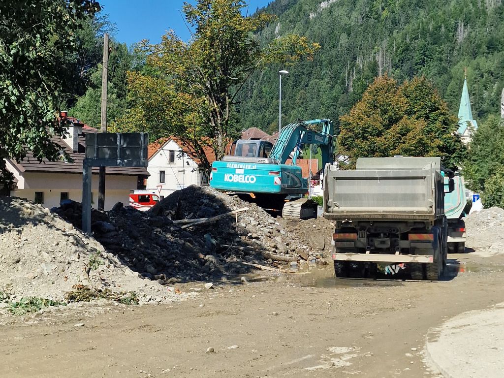 Razdejanje po ujmi 12 08 23