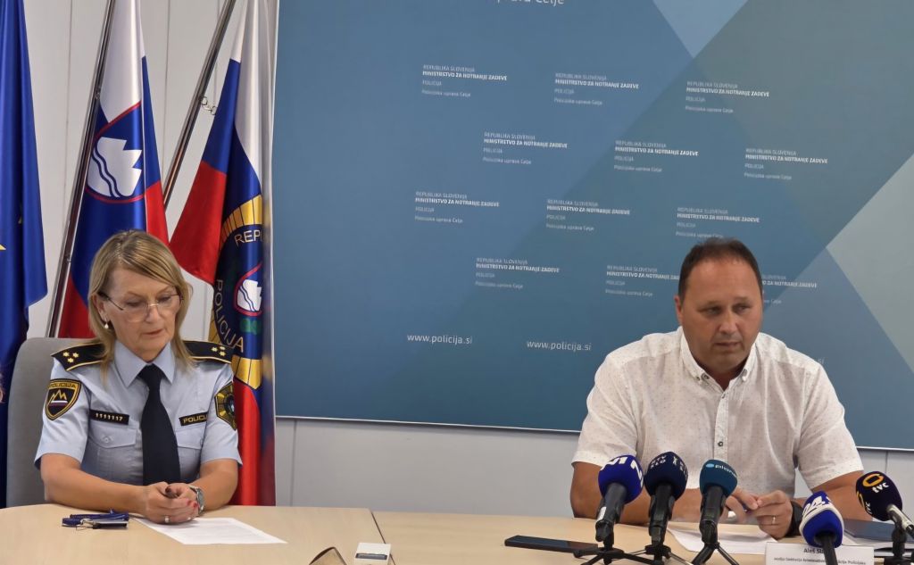 Milena Trbulin in Aleš Slapnik med izjavo