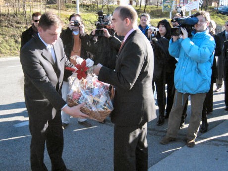 071220-PrednovoletnaSrecanja02-m
