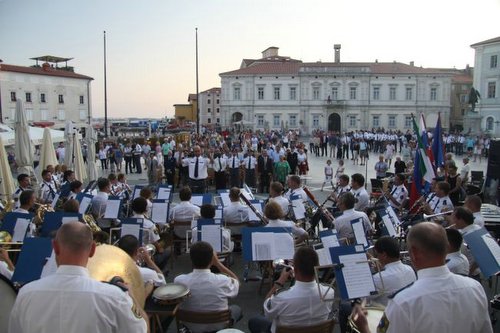 slika s koncerta Policijskega orkestra na slovesnosti ob dnevu policije, Piran, 2011