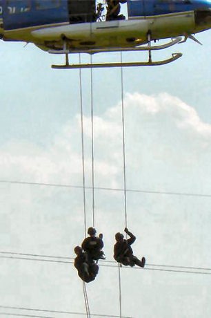 080908-SodelovanjeZVojsko02