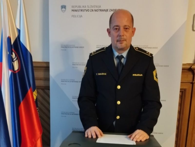 IMG e14c7f0360 TomazTomazevic PULJ intro