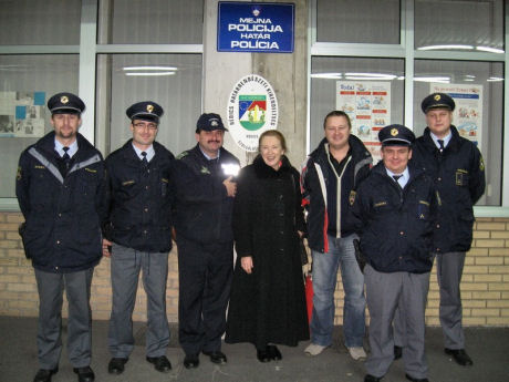 071128-Veleposlanica02-m