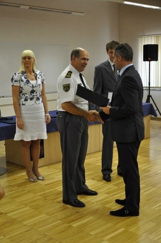 slika s podelitve priznanj na slovesnosti ob dnevu policije, Murska Sobota, 2012