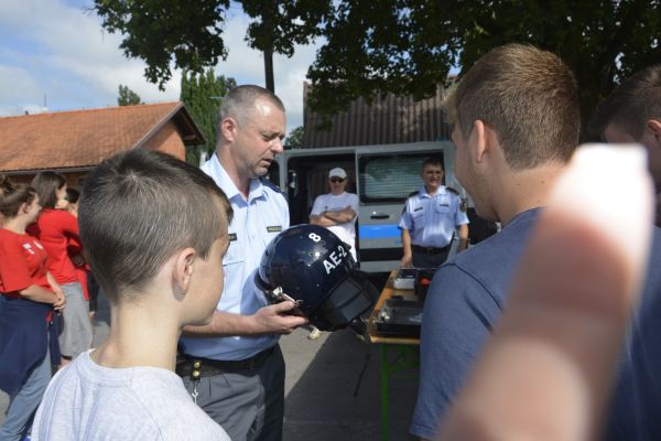 policija 3.zm