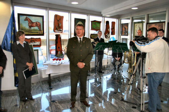 slika nagovora predsednika Lovske zveze Slovenije na otvoritvi razstave, Novo mesto, 2008