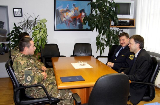 naslovka5
