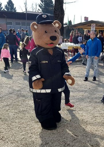 OfficerLeon02