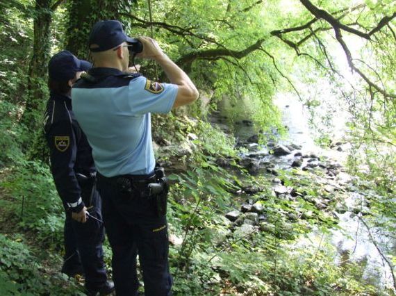 policist ndm 2018 vodoravna